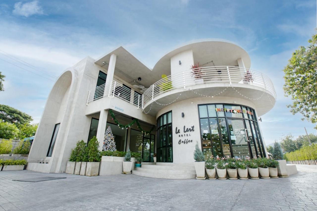 Le Lert Hotel Ratchaburi Екстер'єр фото