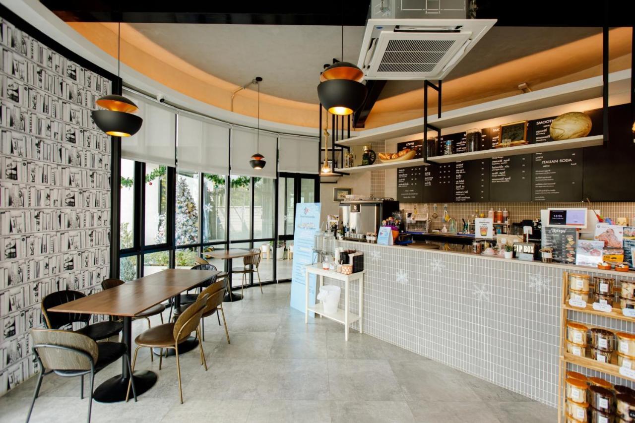 Le Lert Hotel Ratchaburi Екстер'єр фото